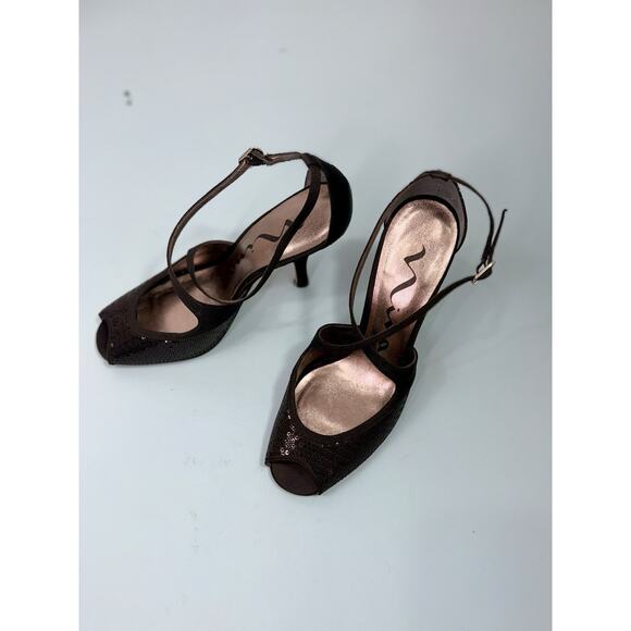 Nina Black Heels Size 7.5 Sequin Cyrena - YF without Box Excellent condition - Picture 4 of 7